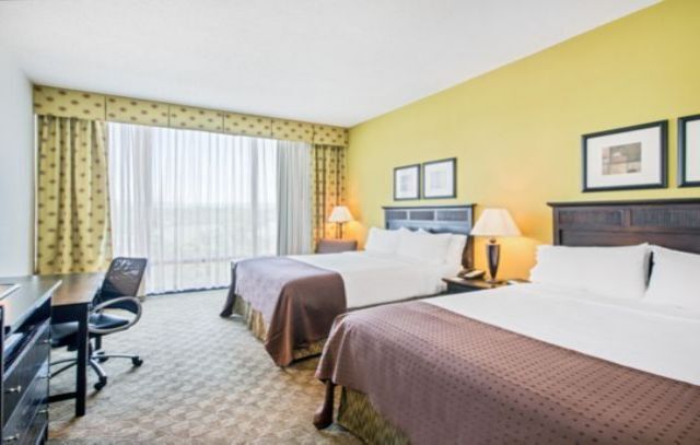 Holiday Inn Roanoke - Tanglewood Route 419 & I 581, An Ihg Hotel Екстериор снимка